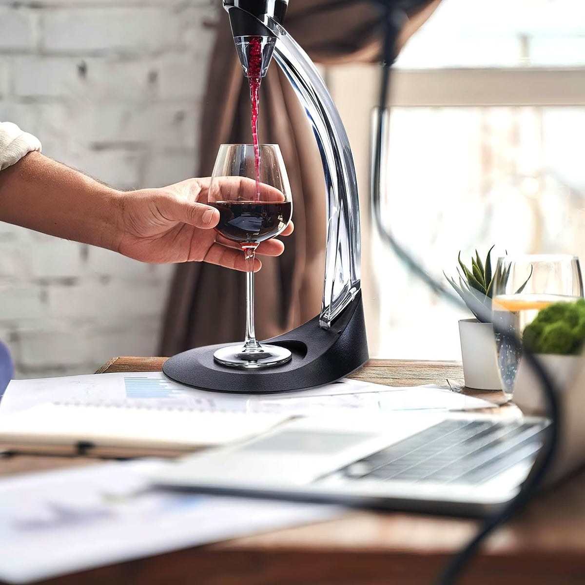 Weinbelüfter mit Ständer - Premium Wein-Dekanter für sofortigen Genuss – PT04
